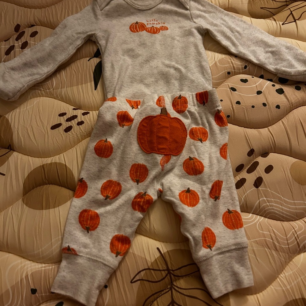 Carter's Gray and Orange Pumpkin Bodysuit